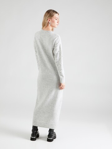 Robes en maille River Island en gris