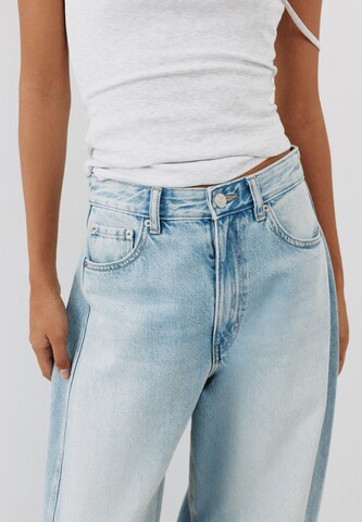 Pull&Bear Barrel Jeans in Blau