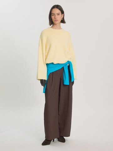 Pullover extra large 'Ulva' di EDITED in giallo