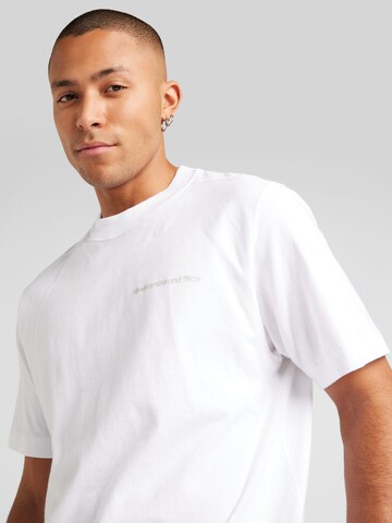 Abercrombie & Fitch - Camiseta en blanco