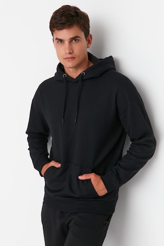 Trendyol Sweatshirt in Black: front