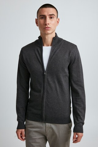 11 Project Knit Cardigan 'MELKER' in Grey: front