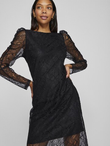 Abito di VILA in nero