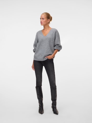 VERO MODA Свитер 'VMDEMI' в Серый