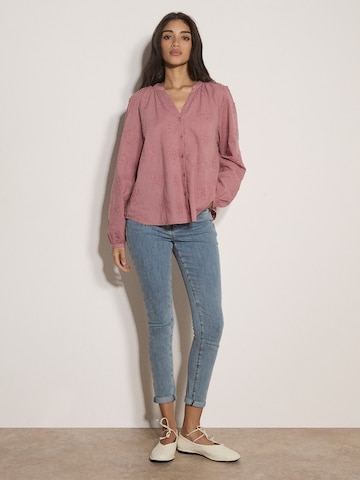 Apricot Blouse ' ' in Pink