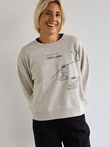 Kultgut Pullover 'Coffee & Books'‌‌‌‌‌‌‌‌‌ in Beige