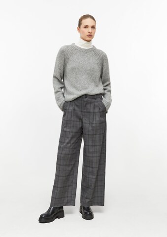 Wide Leg Pantalon à pince s.Oliver en gris : devant
