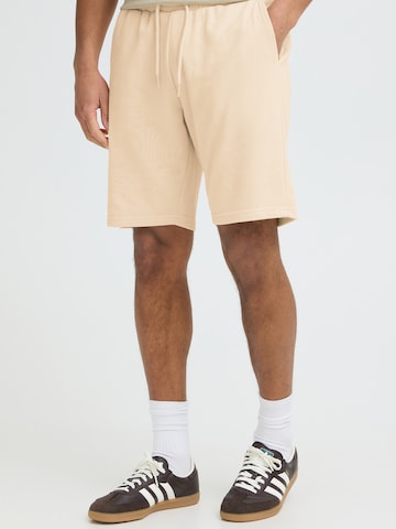 BLEND Regular Sweatshorts 'BHKarlos' in Beige: Vorderseite