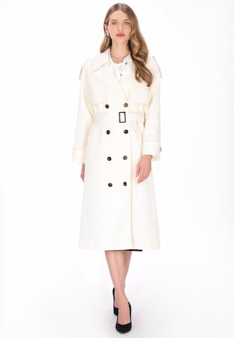 DreiMaster Klassik Between-Seasons Coat 'Classic' in White: front