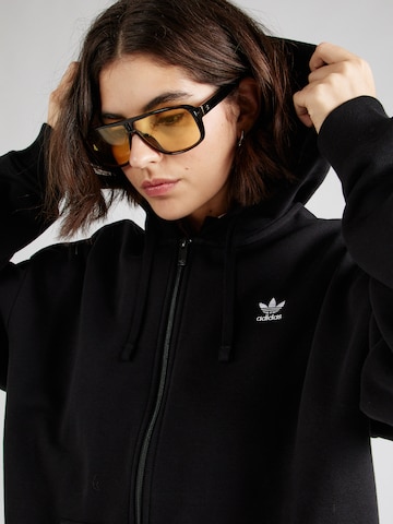 ADIDAS ORIGINALS Кофта на молнии 'ESSENTIAL' в Черный