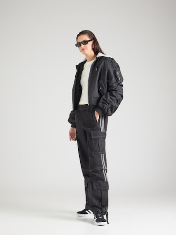 ADIDAS ORIGINALS Ohlapna forma Kavbojke | siva barva