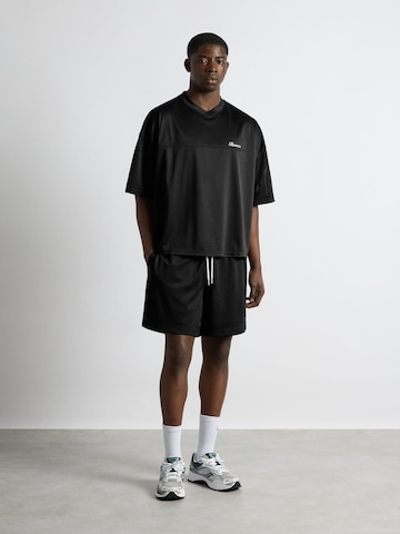 Burocs Regular Workout Pants in Black: front