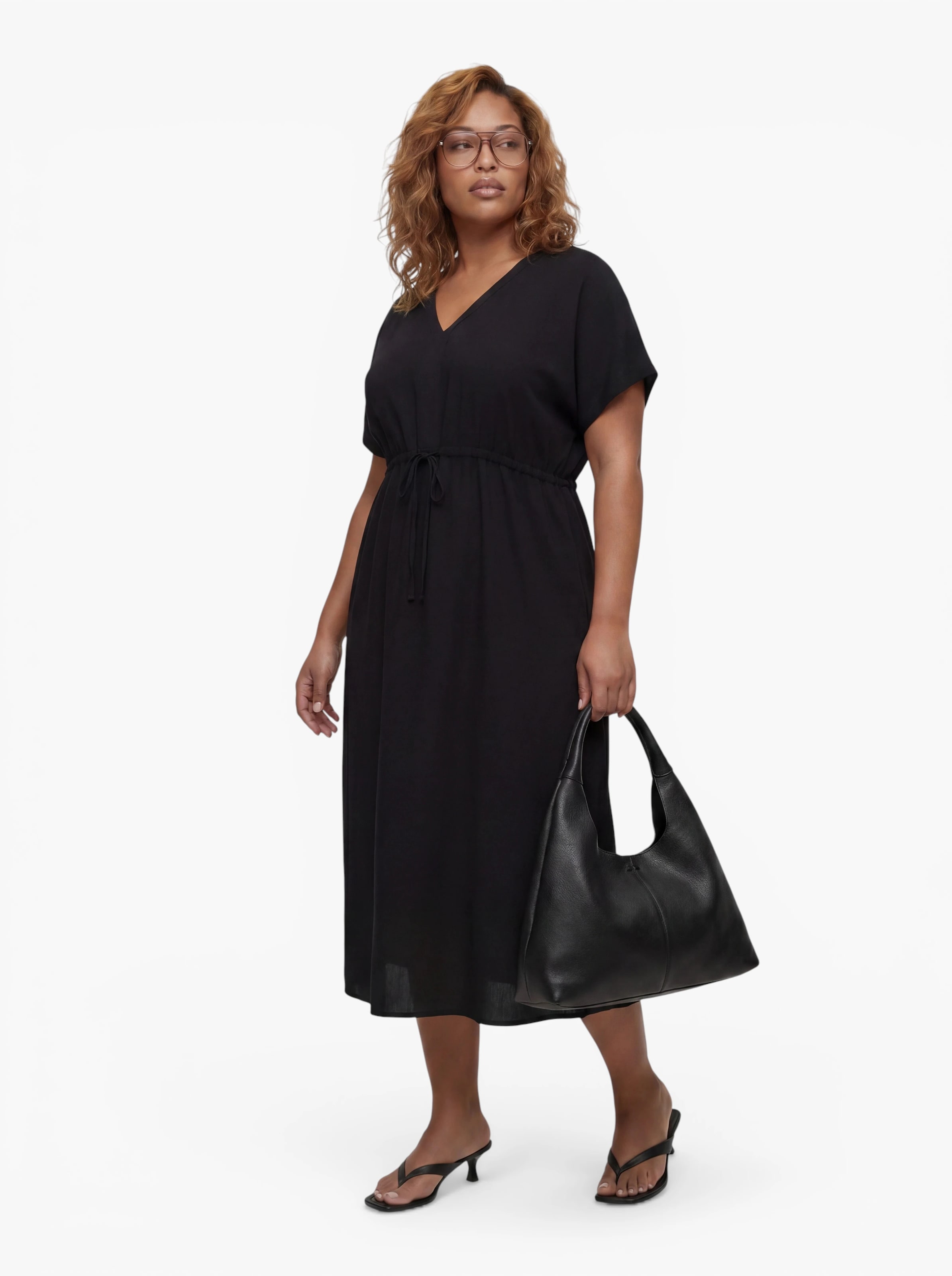 Vero Moda Curve Šaty 'VMCMENNY' - Čierna