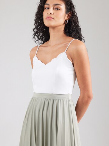 Robe 'Mara' ABOUT YOU en vert