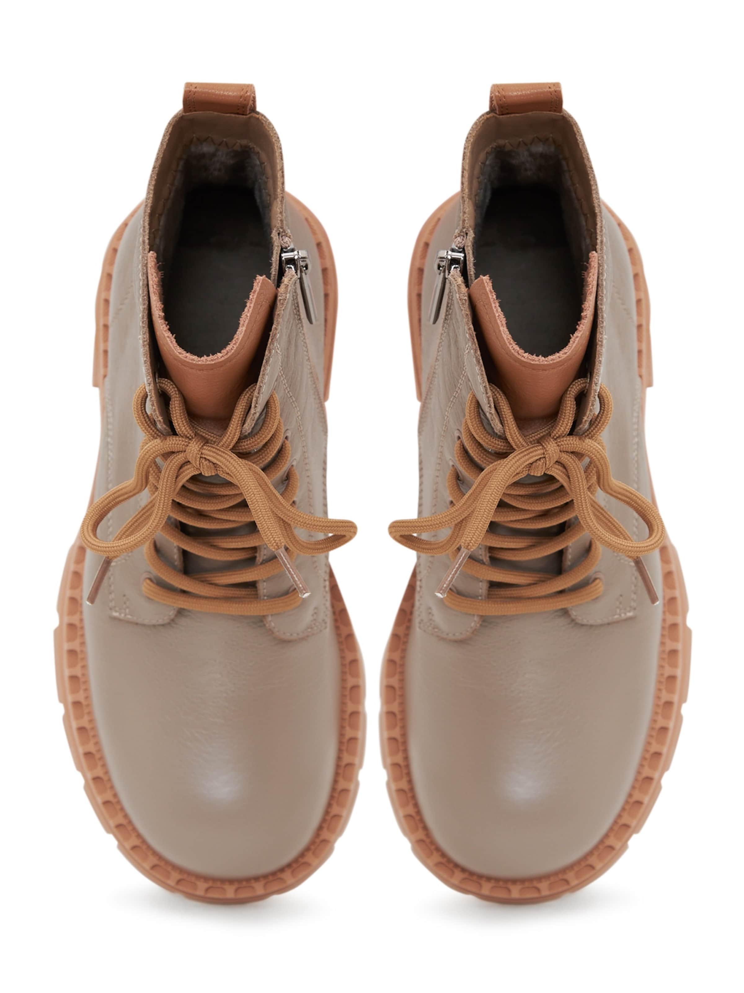 CESARE GASPARI Veterlaarsjes in Beige