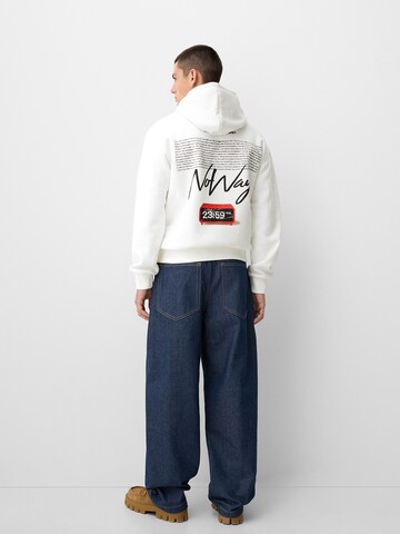 Sweat-shirt Bershka en blanc