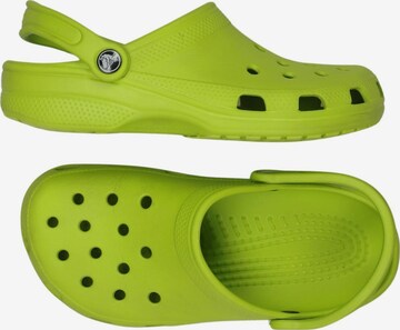 Crocs Sandals & High-Heeled Sandals in 38 in Green: front