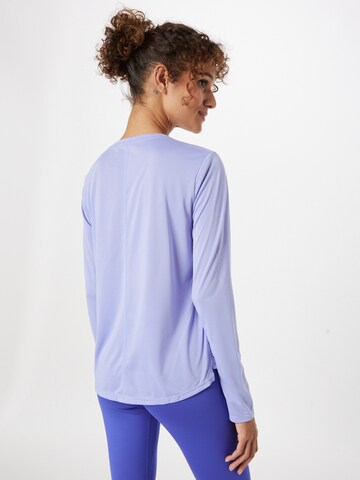 NIKE Funktionsbluse 'One' i lilla