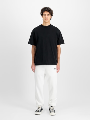 Effilé Pantalon ALPHA INDUSTRIES en blanc