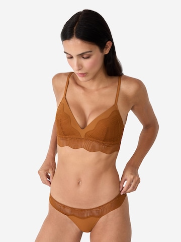 Triangolo Reggiseno 'Envergure' di ETAM in marrone