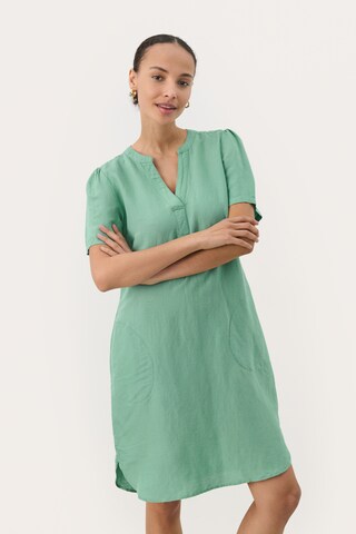 Robe fourreau 'AminasePW' Part Two en vert : devant