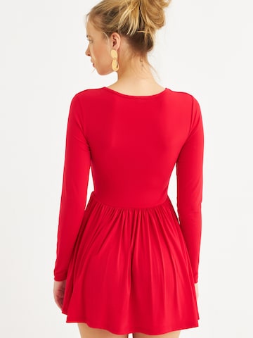 Cool & Sexy Šaty – červená