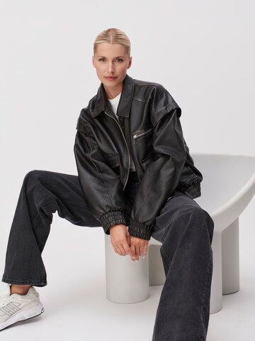 LeGer by Lena Gercke Between-season jacket 'Asya' in Black: front