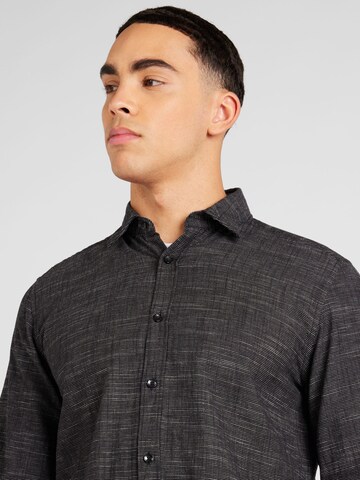 s.Oliver - Regular Fit Camisa em cinzento