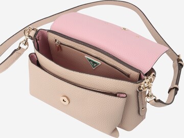 GUESS Taška přes rameno 'Brenton' – pink