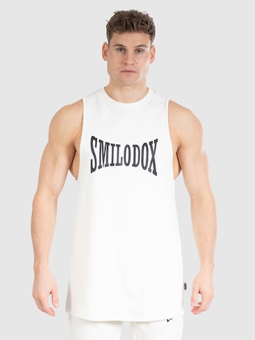 Smilodox Shirt 'Classic Pro' in Wit: voorkant