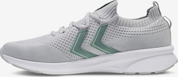 Hummel Sneaker in Grau