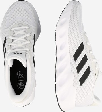 Scarpa da corsa 'Switch Run' di ADIDAS PERFORMANCE in bianco