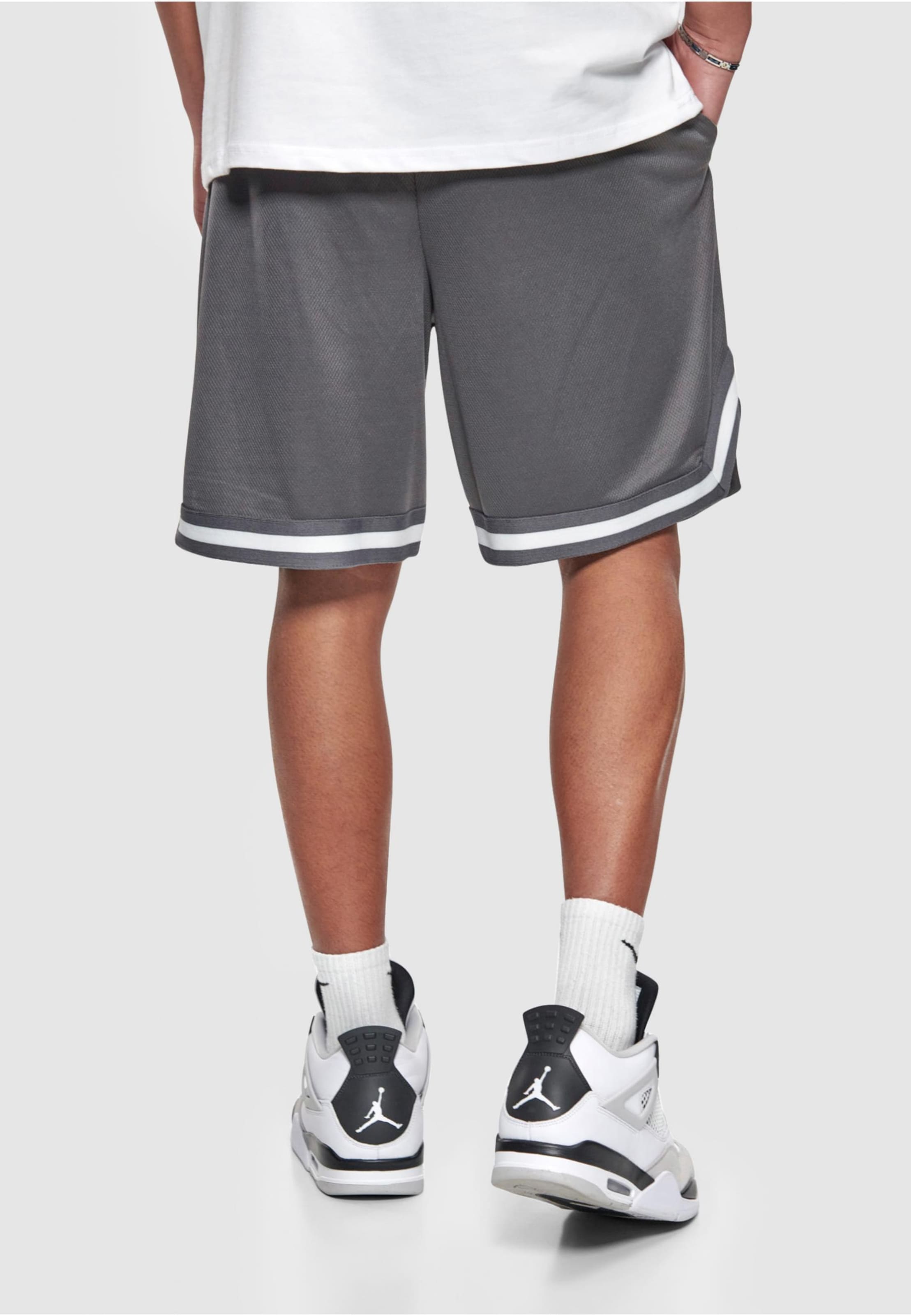 Dropsize Loose fit Pants in White