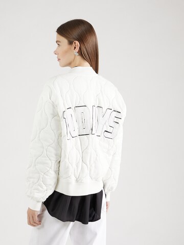 10Days Between-Season Jacket in White