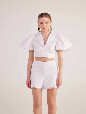HOLLY LOLLY Blouse in Wit: voorkant