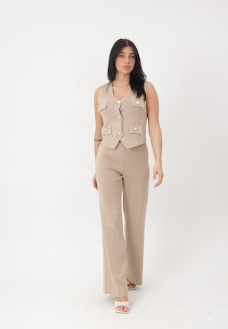 Flared Pantaloni di Elara in beige