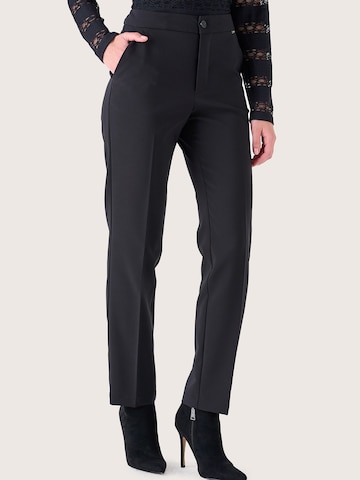 Camomilla Regular Pantalon 'Aliceg' in Zwart: voorkant