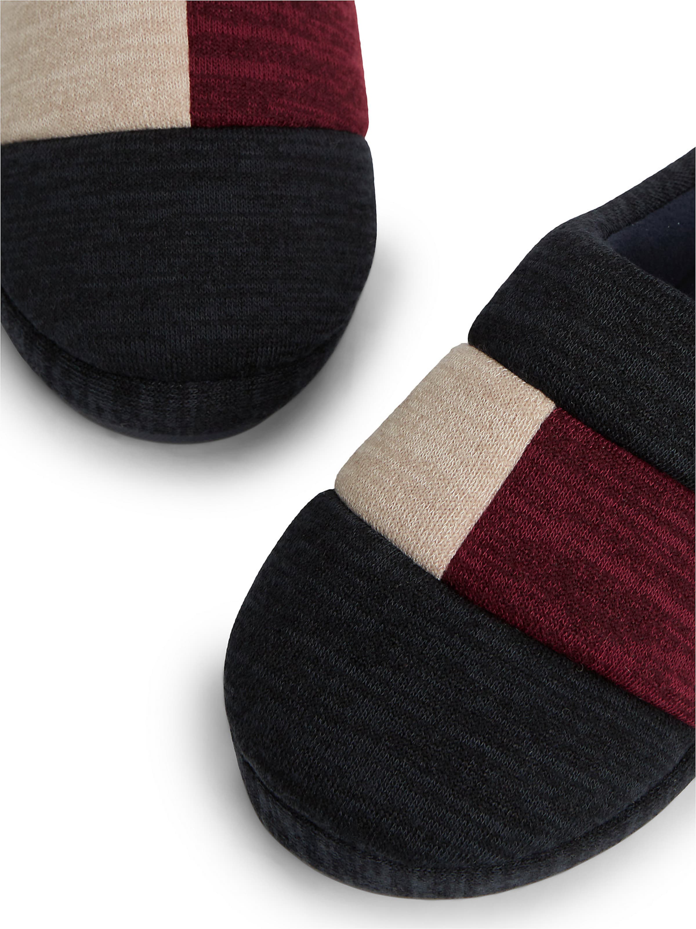 TOMMY HILFIGER Slippers in Blue