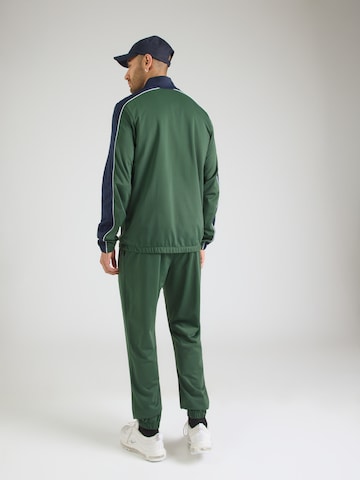 Nike Sportswear regular Φόρμα τρεξίματος 'CLUB' σε πράσινο