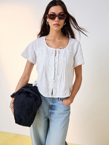 Next Blouse in White: front