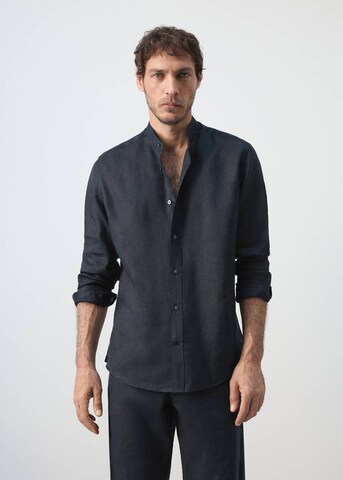 MANGO MAN Regular fit Button Up Shirt in Black: front