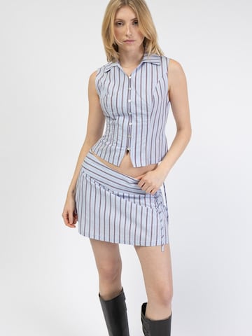 BROKE + SCHÖN Blouse in Blue