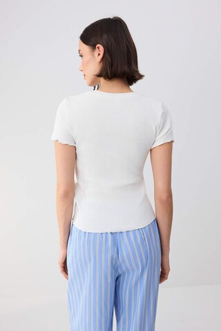 Trendyol - Camisa em preto
