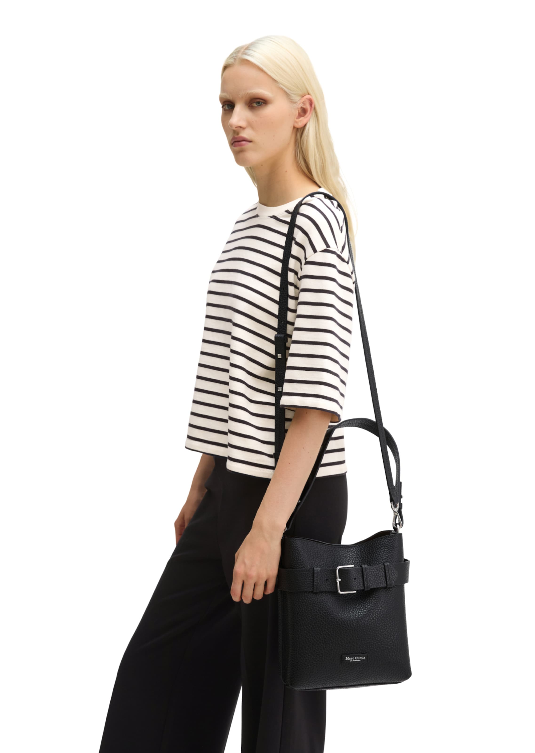 Marc O'Polo Shoulder bag 'Brinni ' in Black: front