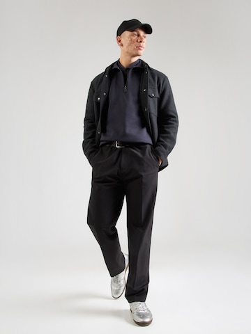 BOSS Green Collegepaita värissä sininen