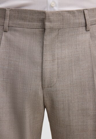 STRELLSON Slim fit Pleat-front trousers ' Luis ' in Beige