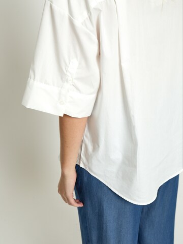 Peppercorn Shirt 'Nedrine' in Wit