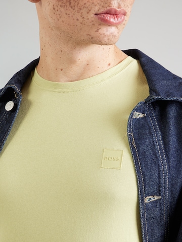 BOSS Koszulka 'Tales' w kolorze żółty
