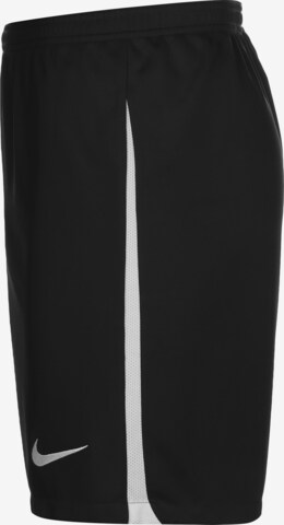 Regular Pantalon de sport 'League Knit III' NIKE en noir