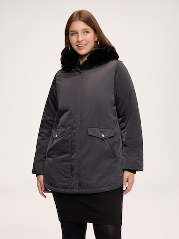 Fiorella Rubino Winterjas in Zwart